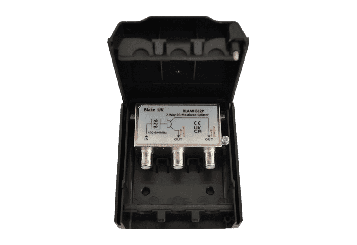 Blake 2-Way External Masthead Splitter/Combiner 4G/5G Safe